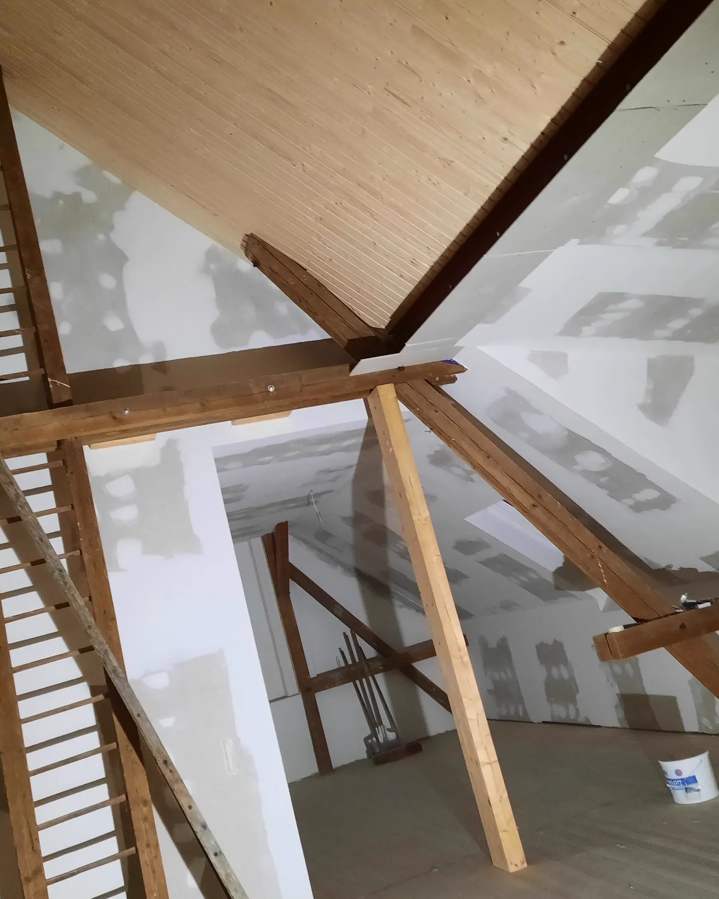Gespachtelte Gipskartonfläche — HEDER Trockenbau